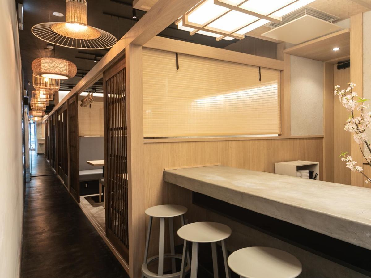 Apa Hotel Osaka Temmabashi Ekimae Bagian luar foto